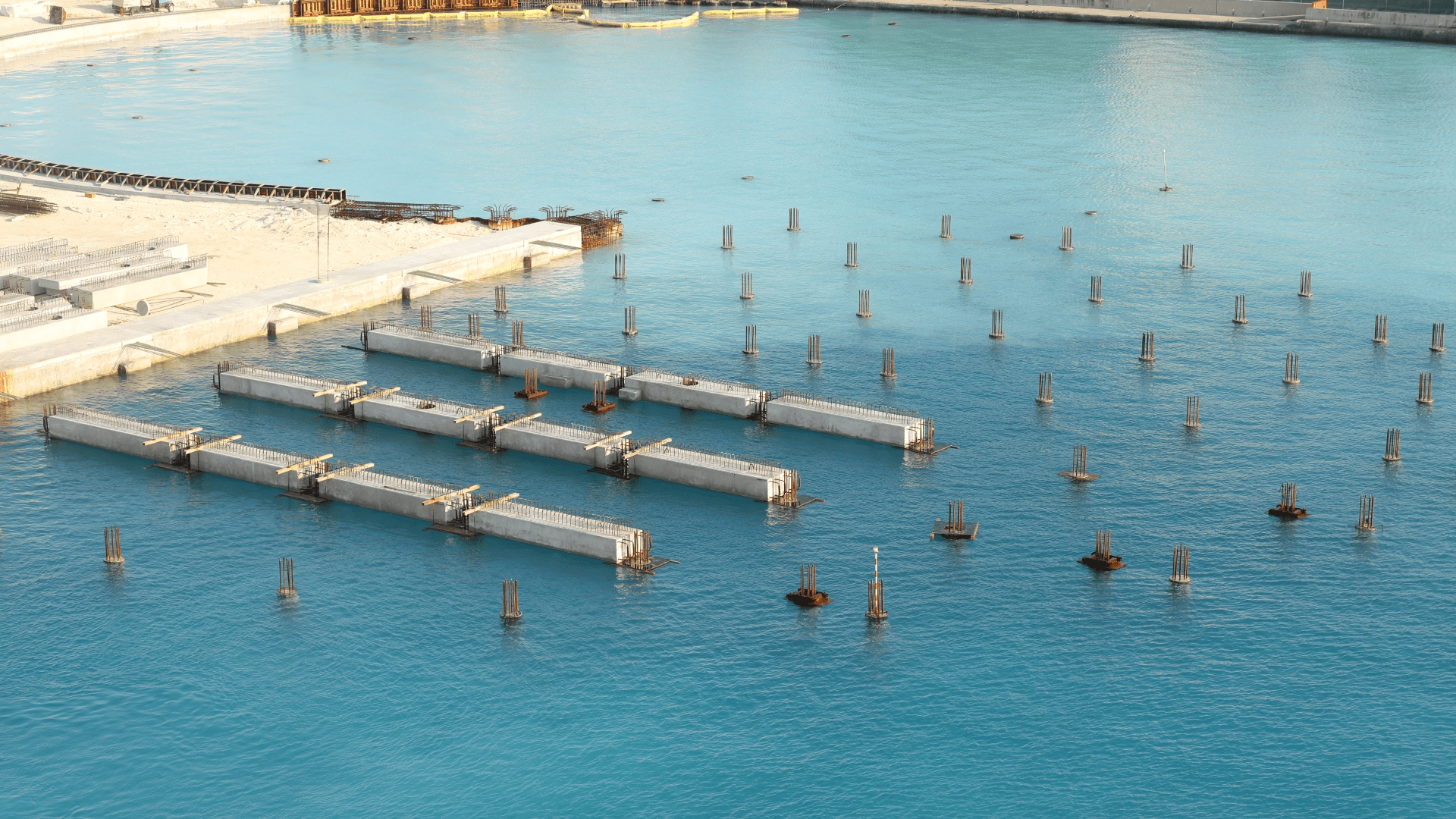 Sustainable defence infrastructure for naval bases and shipyards