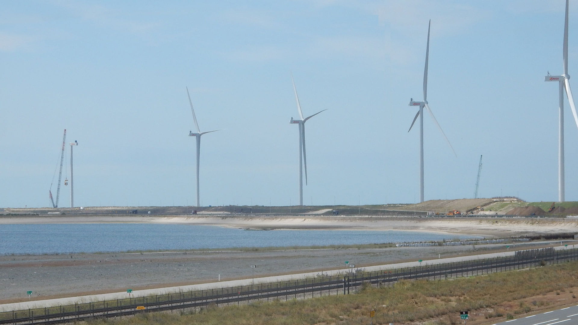 Changing how ports use energy