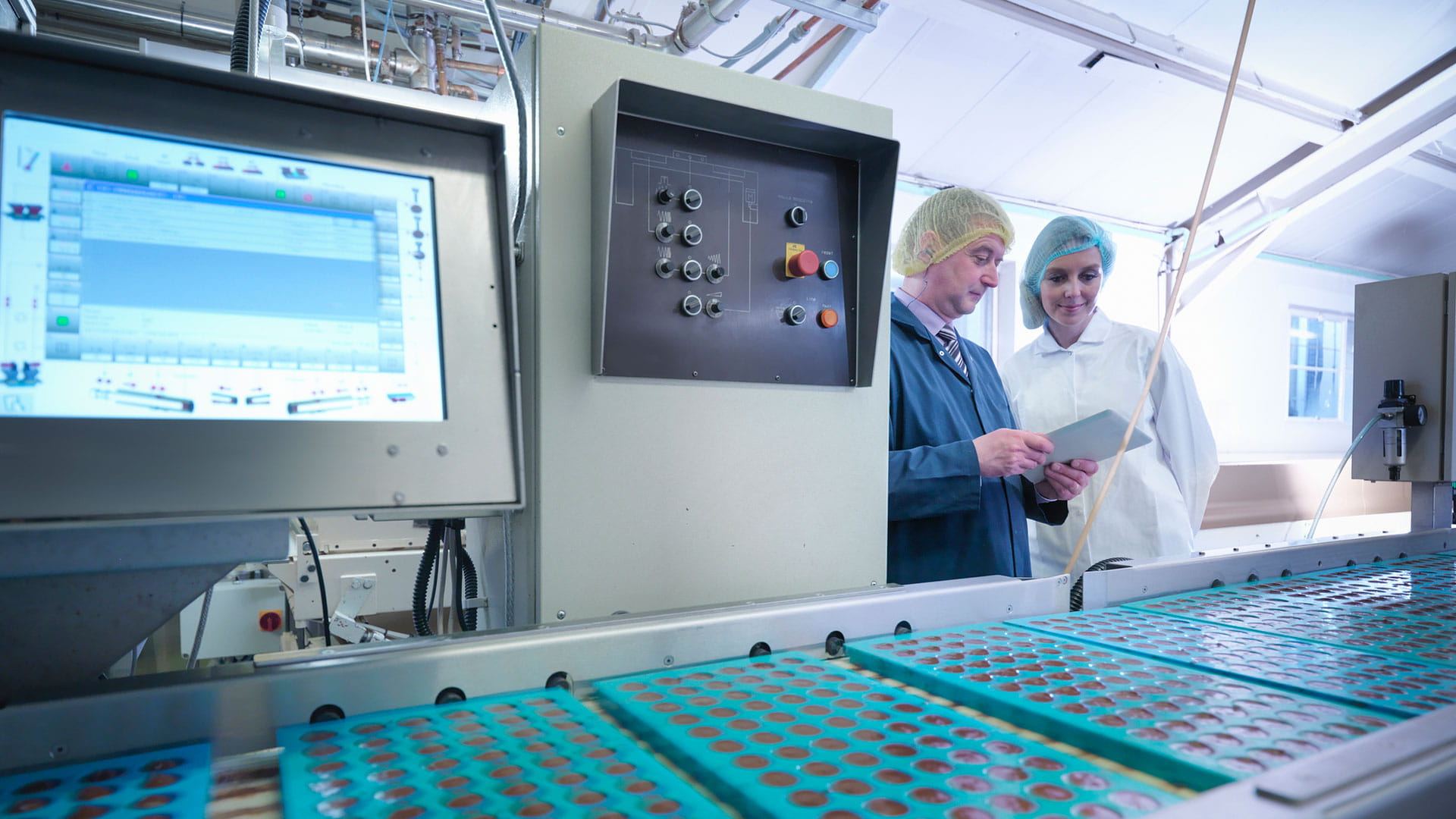 Operational excellence in manufacturing, lean manufacturing, manufacturing process