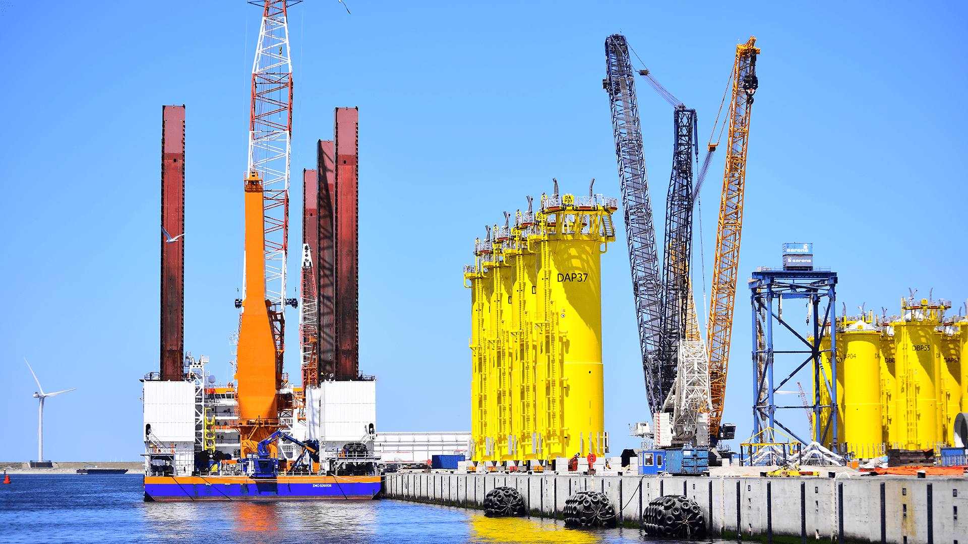 Offshore wind ports logistics