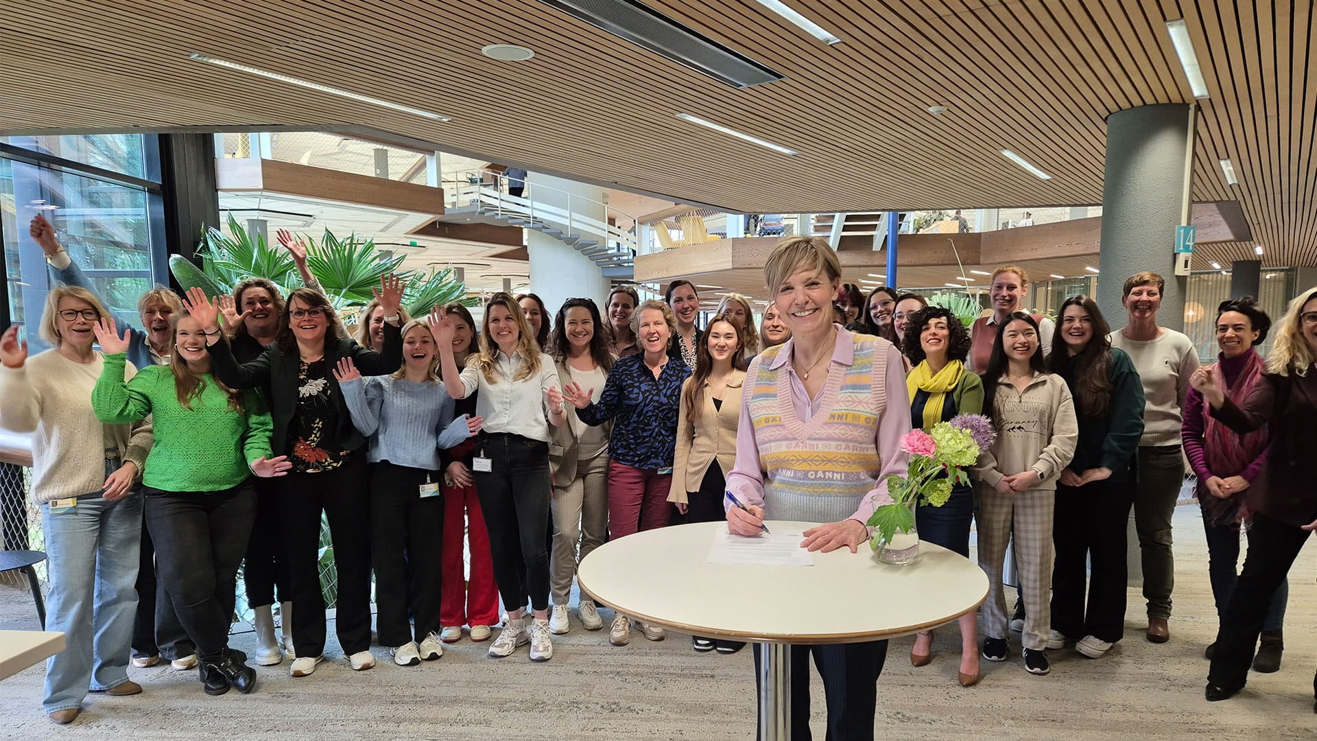 Marije Hulshof signing UN Women’s Empowerment Principles