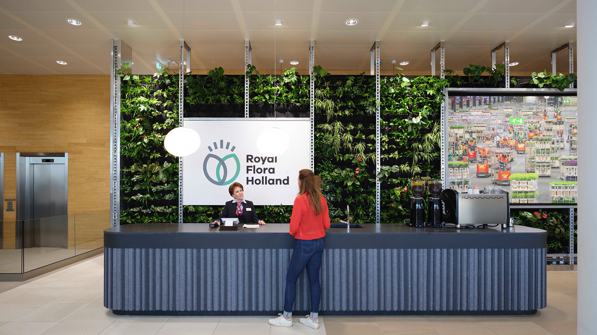 Duurzaam en inspirerend werkplekontwerp voor Royal FloraHolland