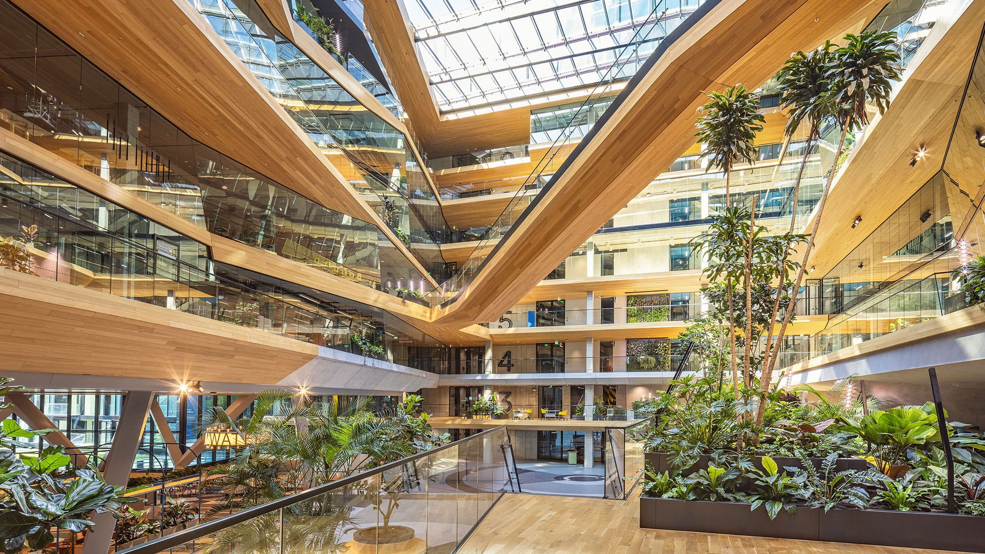 Realising Booking.com’s state-of-the-art global headquarters