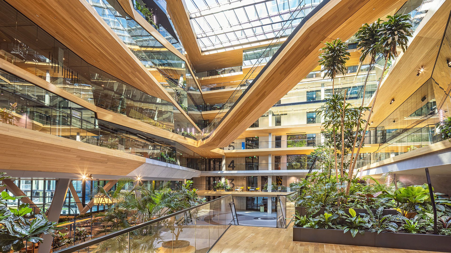 Realising Booking.com’s state-of-the-art global headquarters