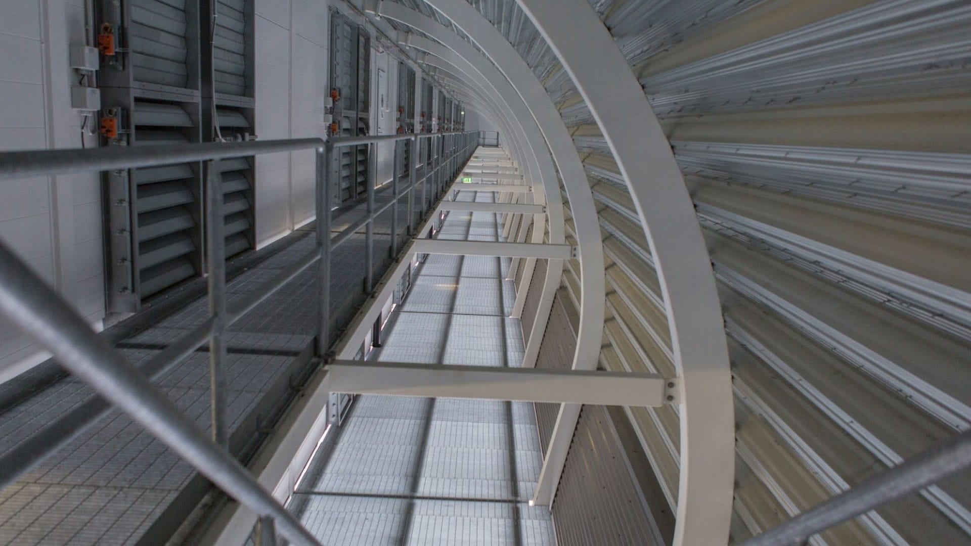 Data centre design removes need for mechanical cooling and delivers 40% construction cost saving l Haskoning