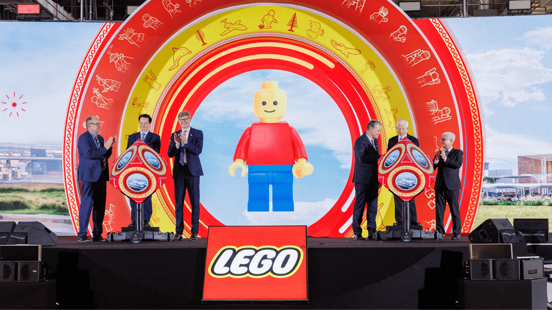 LEGO opening in Vietnam
