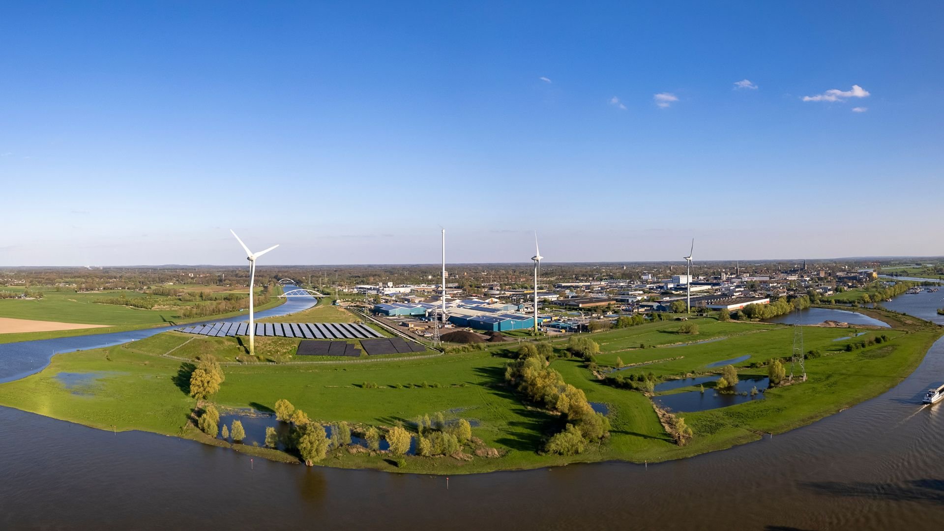 Smart Energy Hub at business park “DE Mars”, Zutphen, The Netherlands