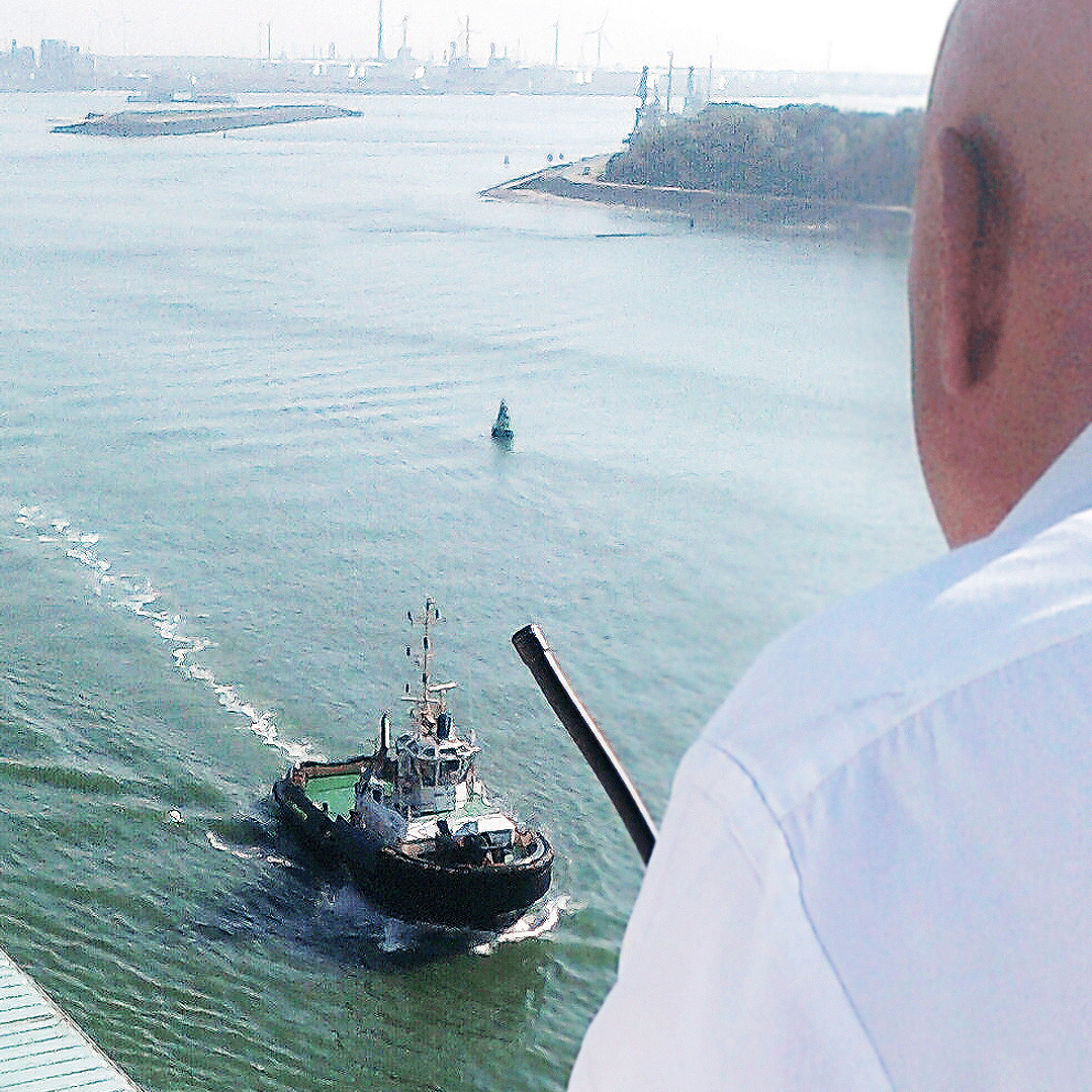 Our solution gives captains an extra pair of eyes for insight into unsafe mooring situations during cargo and vessel operations.
