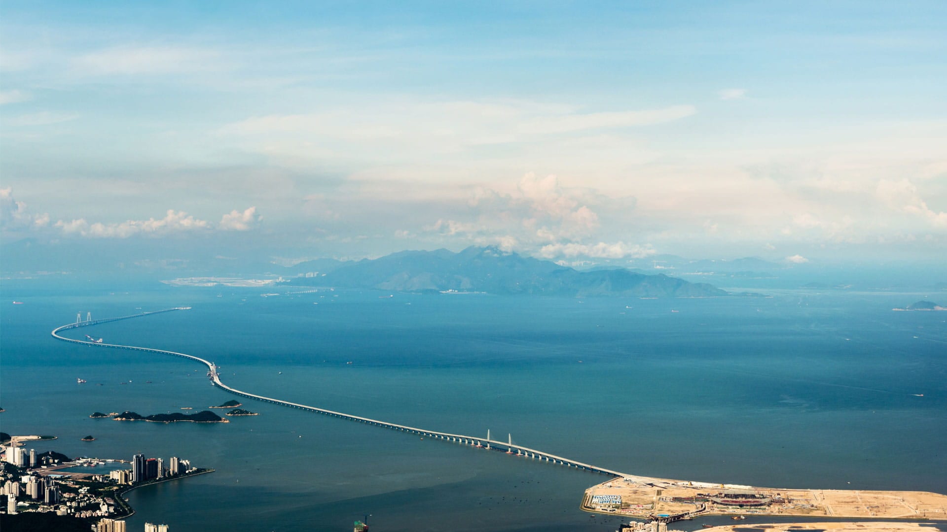 bird eye of HZMB tunnel